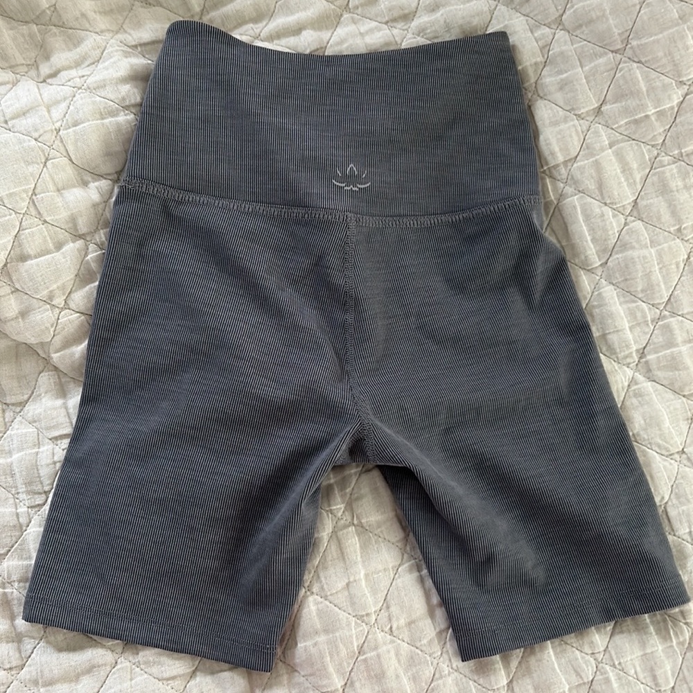 Bike shorts - Picture 3 of 5